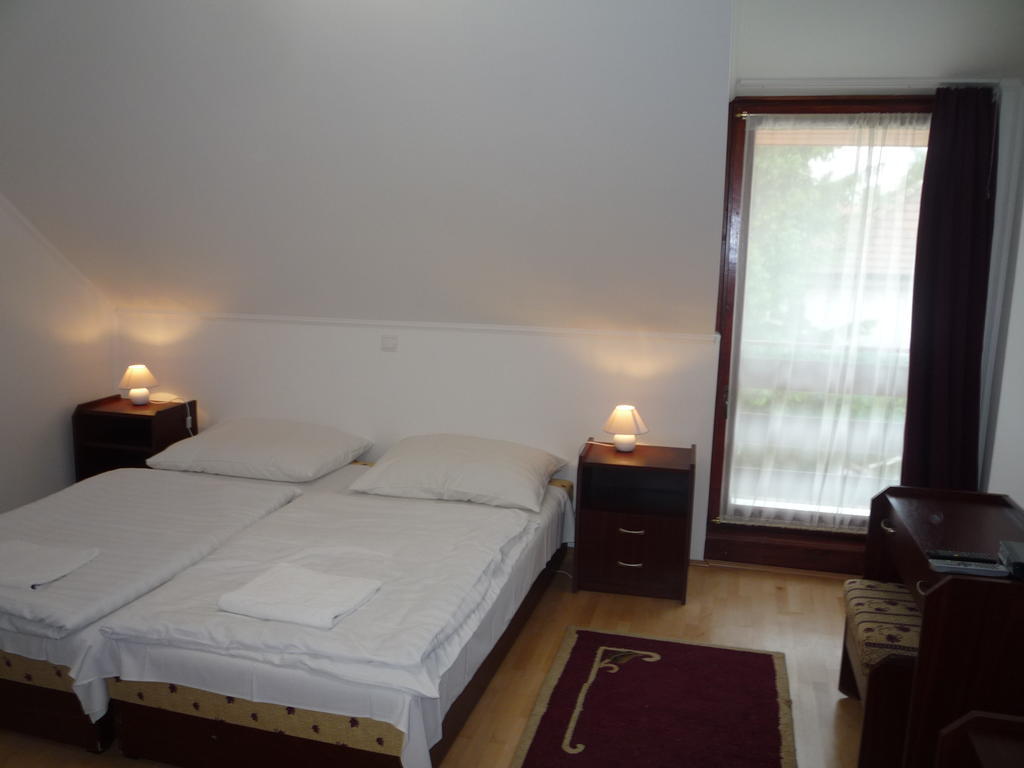 ホテル Aba Vezer Vendeghaz Abaújszántó 部屋 写真