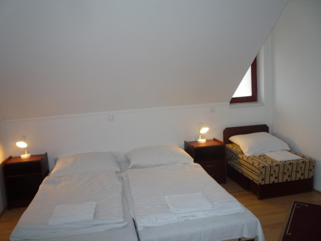 ホテル Aba Vezer Vendeghaz Abaújszántó 部屋 写真